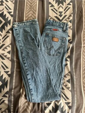 Vintage Inspired Wrangler Light Wash Jeans - Blue